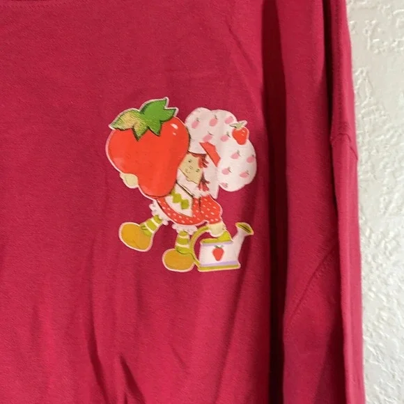 STRAWBERRY SHORTCAKE Crewneck Long Sleeve Trendy Plus Size T-Shirt Size 3XL NEW - Picture 2 of 6